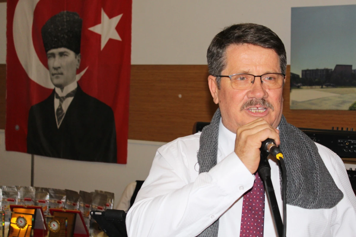 Karşıyaka&rsquo;da Kanarya Severler Se&ccedil;ime Gidiyor!       