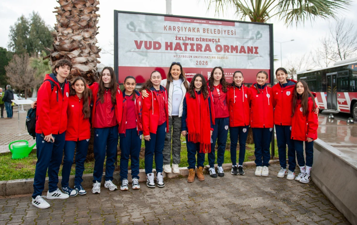 Karşıyaka&rsquo;da VUD Hatıra Ormanı Kuruldu            