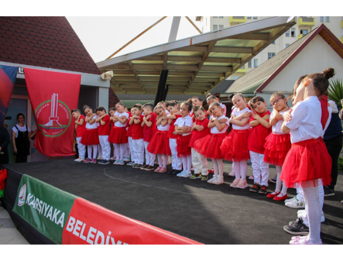 Karşıyaka’da Dopdolu 23 Nisan Kutlaması