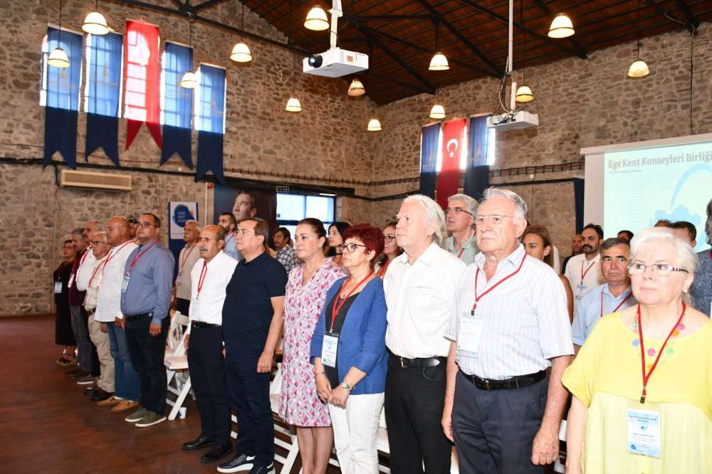 Ege Kent Konseyleri Birliği'nde Hamit Mumcu Güven Tazeledi