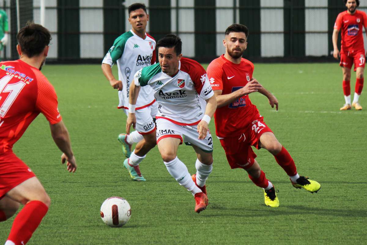 Karşıyaka Deplasmanda 3 puanı 2 golle aldı